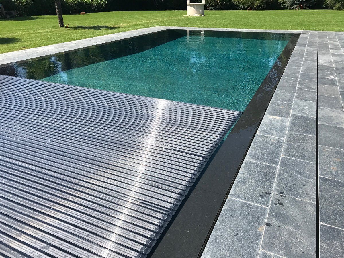 Automatic Pool Covers | Castle Swimming Pools | Dublin